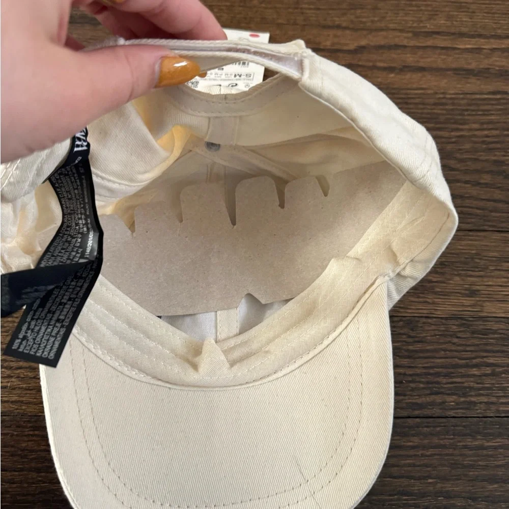 NWT Zara Cream Cap with Red C
